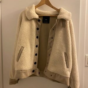 Zara knitwear jacket - size medium